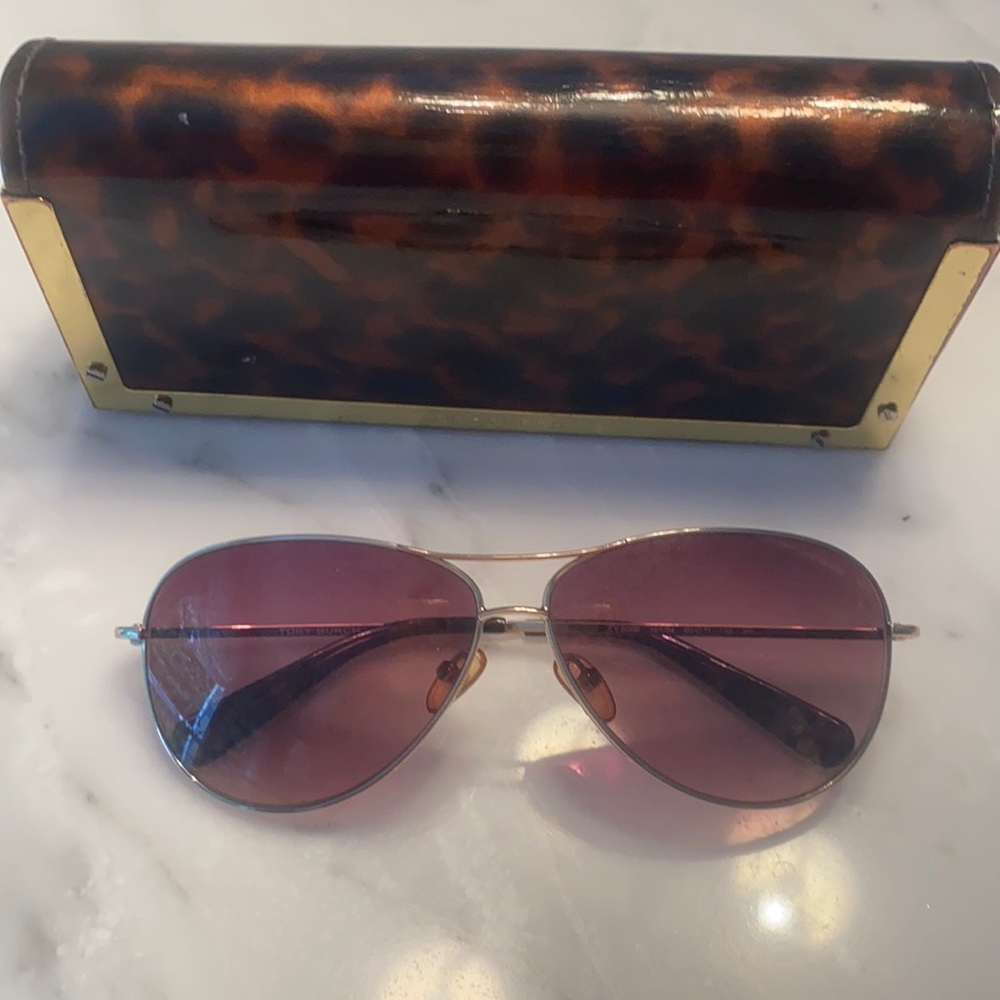 TORY BURCH SUNGLASSES